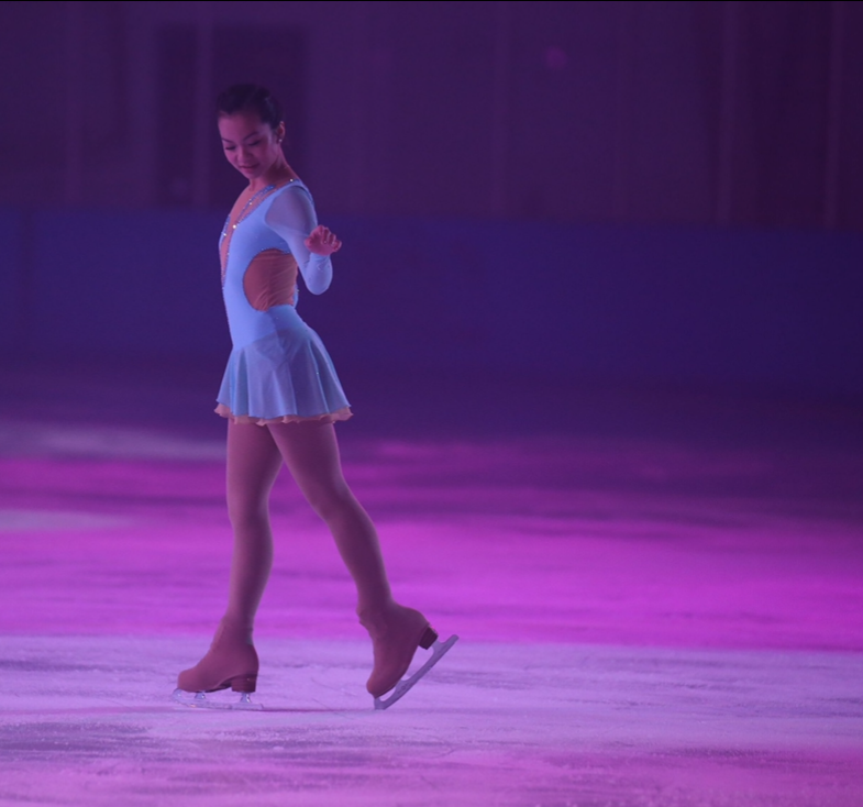  Phuong Dao was a competitive figure skater at the senior level and now is a coach. 