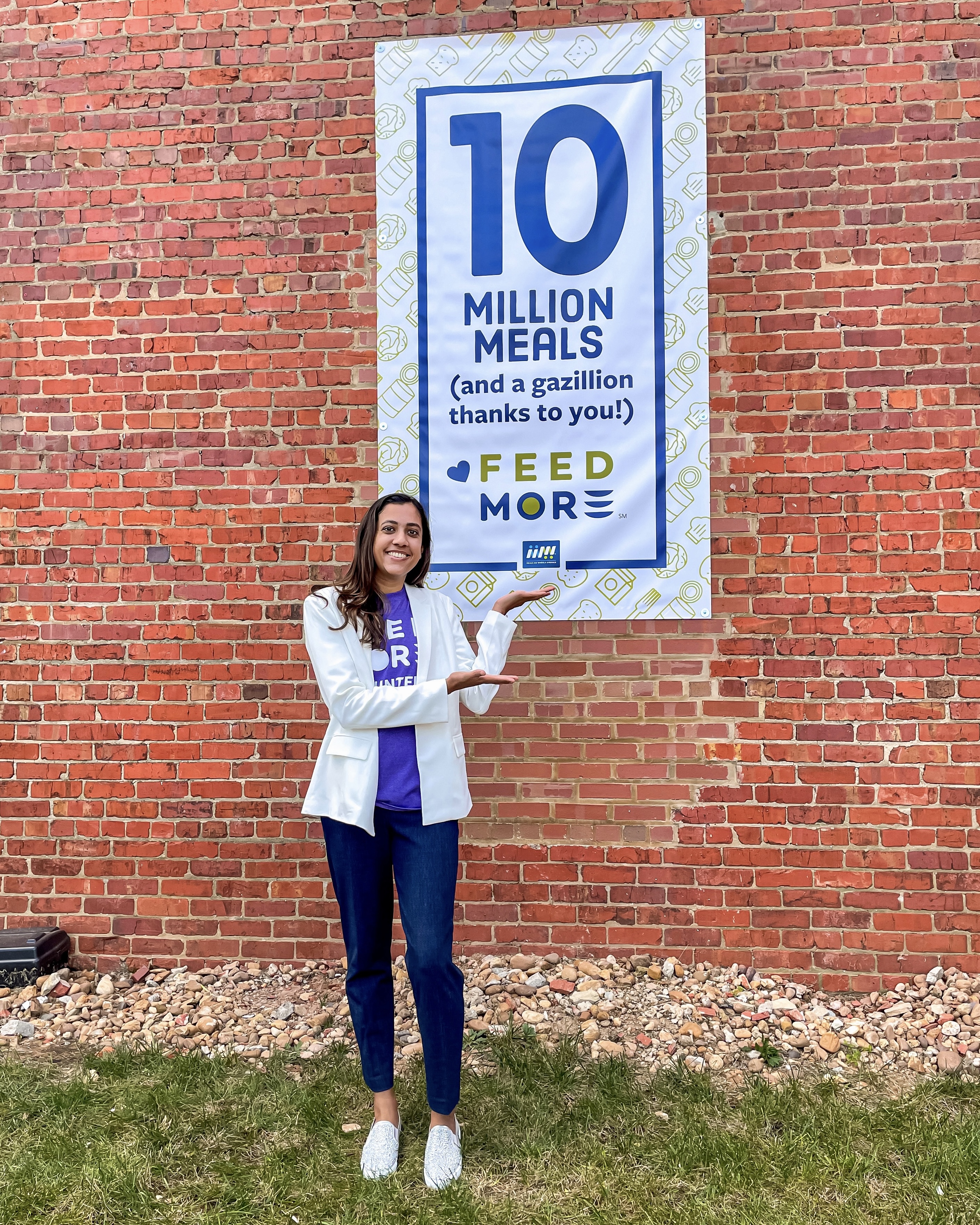  Sonya Feeser was featured in Richmond Magazine after being selected to deliver Feed More's Meals on Wheels 10 millionth meal. 