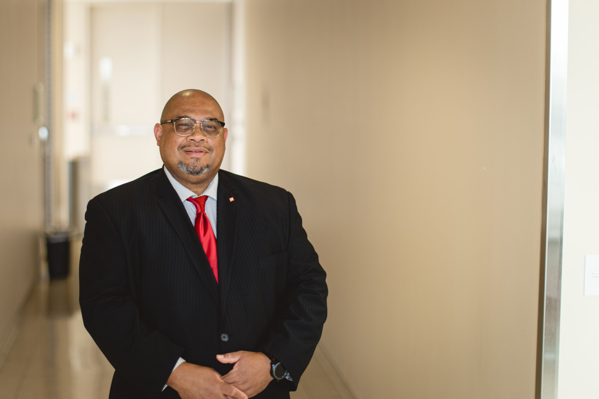 Dr. Kevin Harris named interim and inaugural senior associate dean for Diversity, Equity and Inclusion for the School of Medicine
