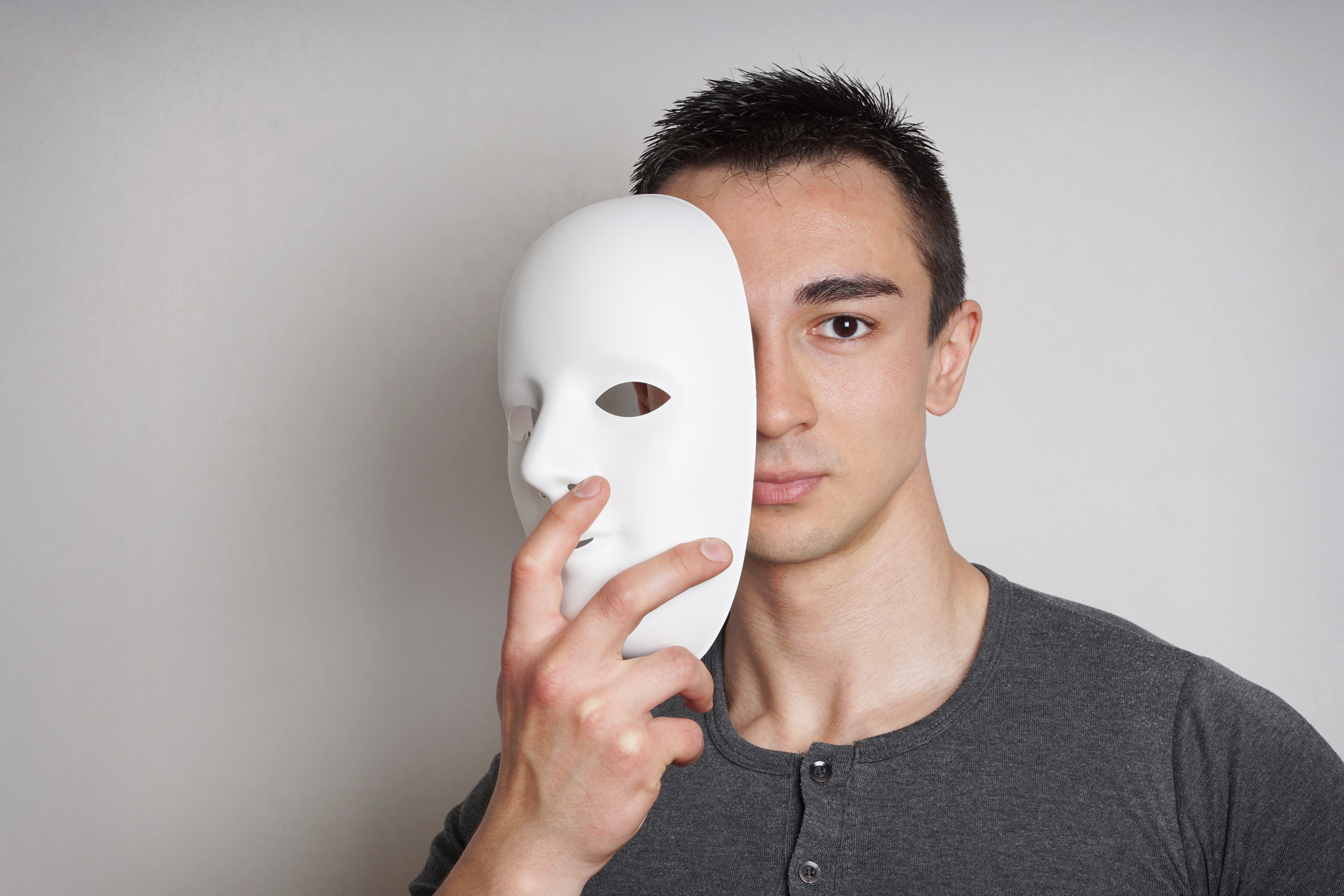 Imposter syndrome in medical and graduate students: Strategies to expose the real imposter