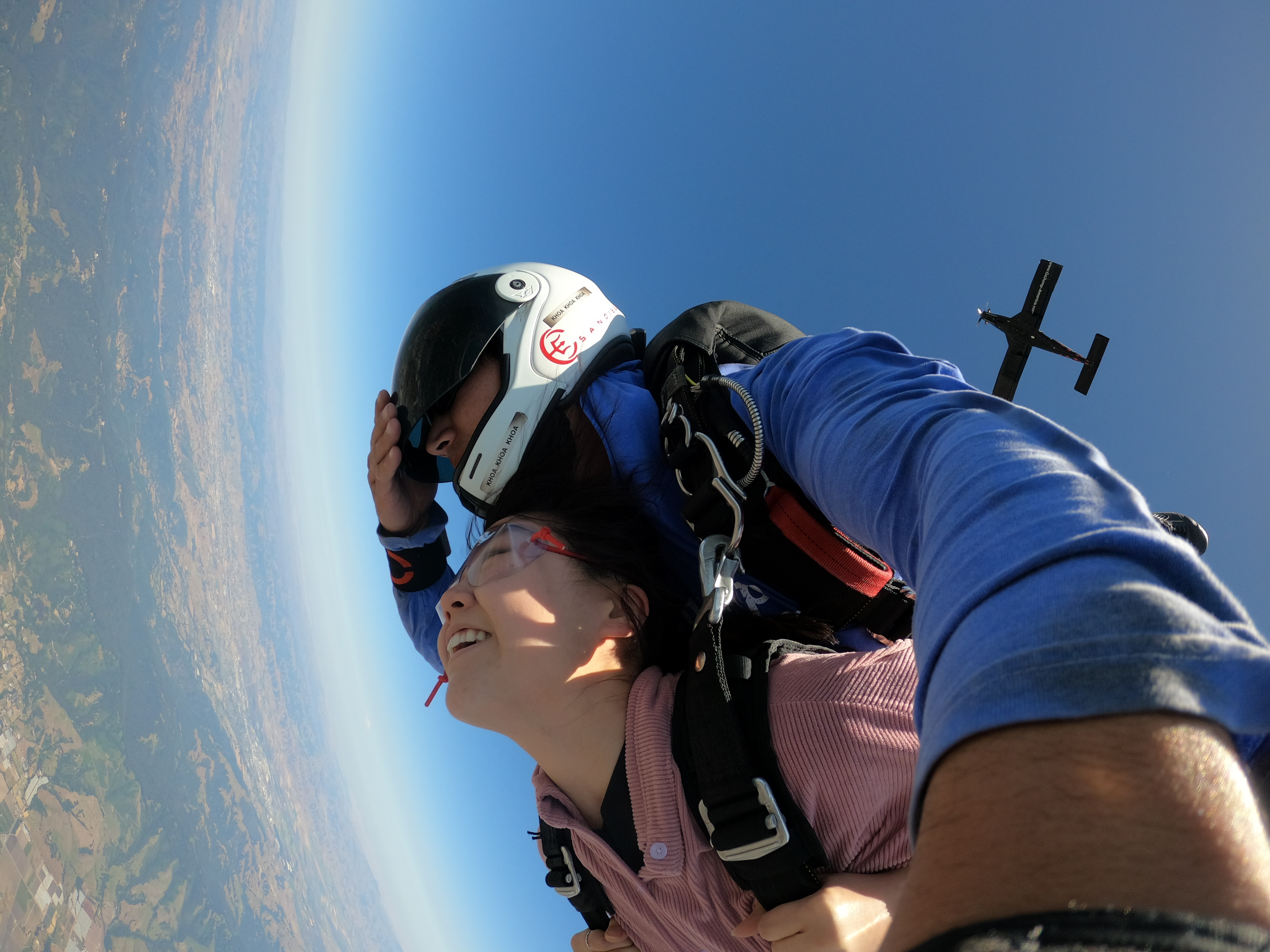  Jane Choi went on a skydiving adventure. 