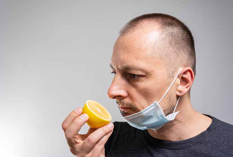 Those under 40 more likely than older adults to recover COVID-related smell and taste loss